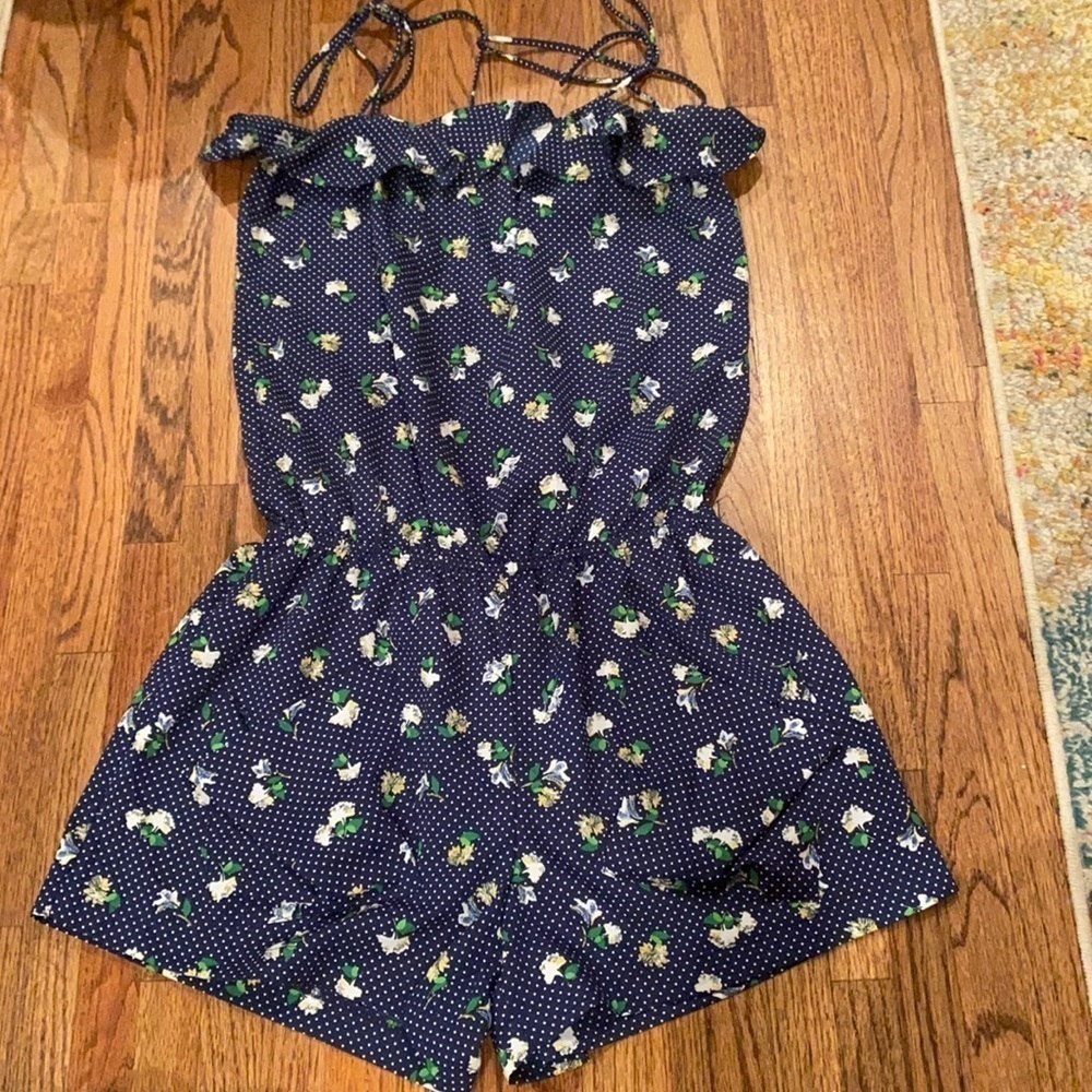 Freshine Romper Size Small